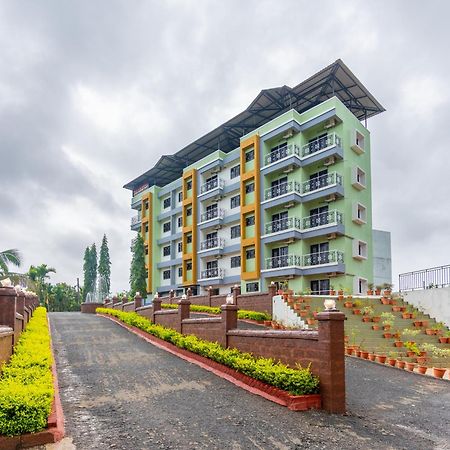 Treebo Green Village Resort - Goa Maneri  Exterior photo