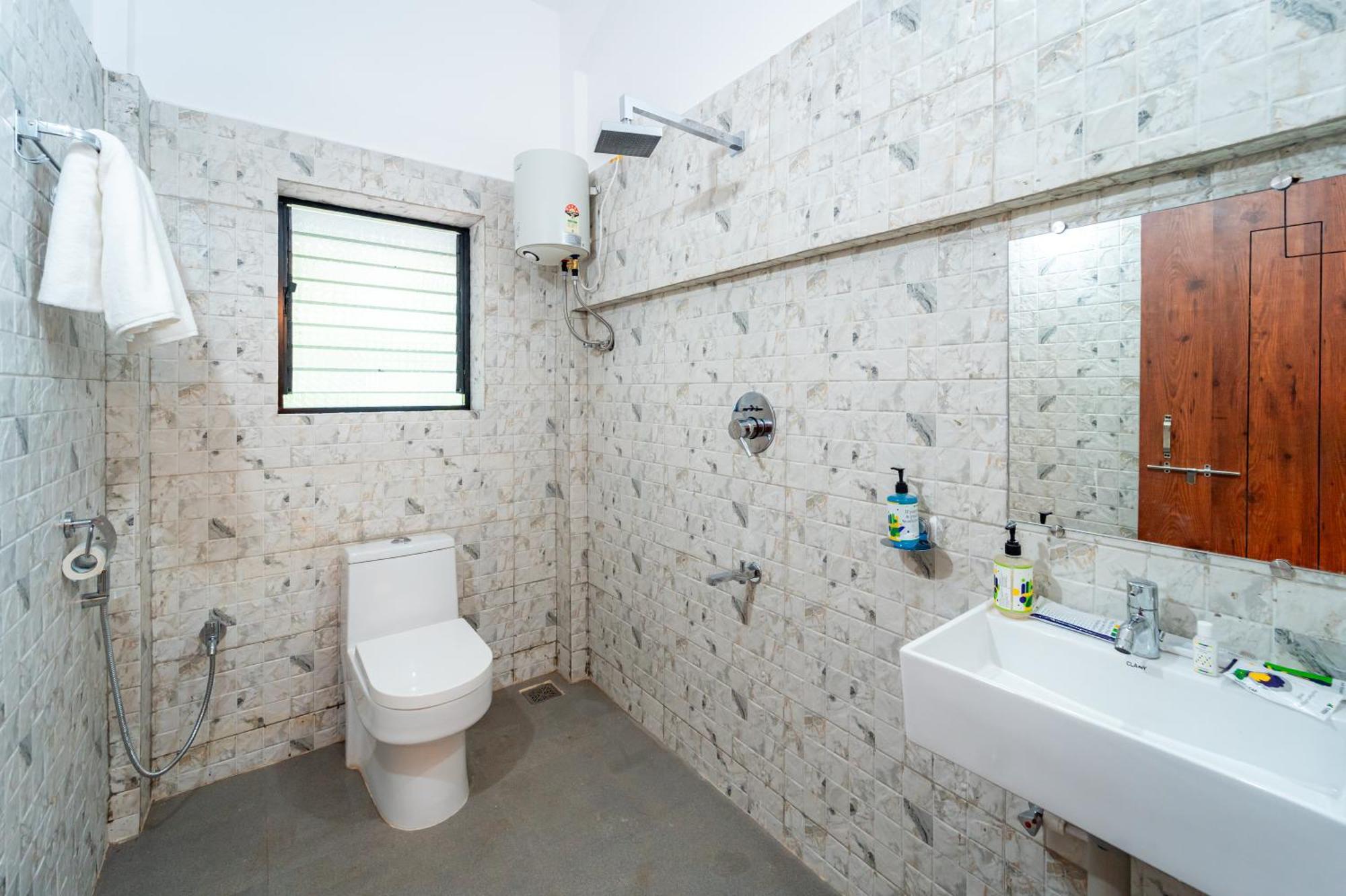 Treebo Green Village Resort - Goa Maneri  Exterior photo