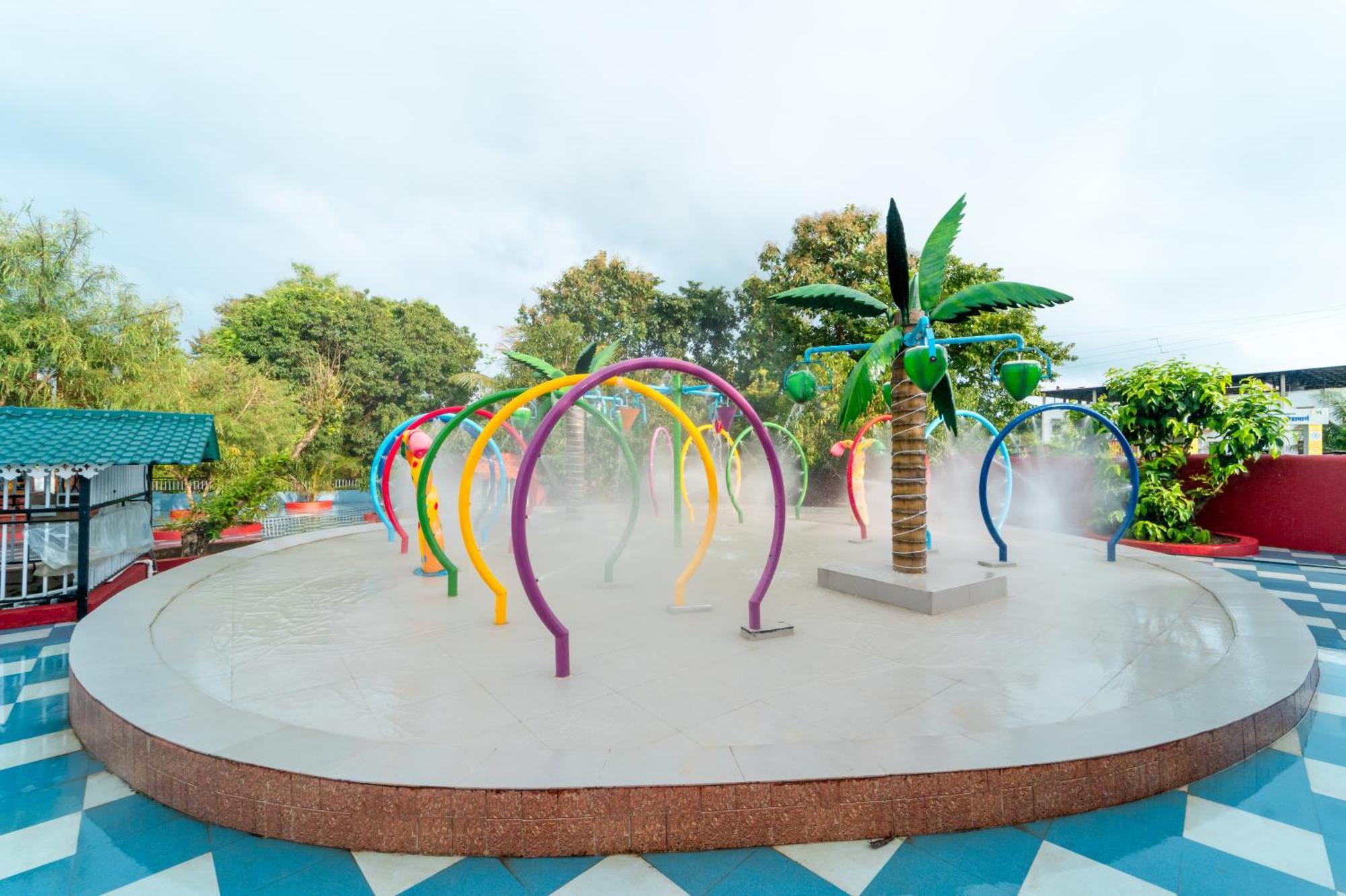 Treebo Green Village Resort - Goa Maneri  Exterior photo